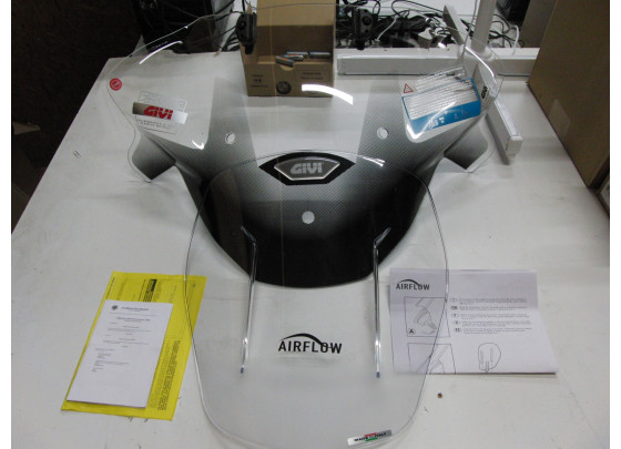 B-Ware: GIVI AirFlow Windschild Piaggio MP3 