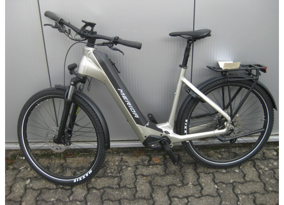 B-Ware: Merida eSpresso CC XT EQ City E-Bike, R=53cm, 27,5", 630Wh, schwarz / titan