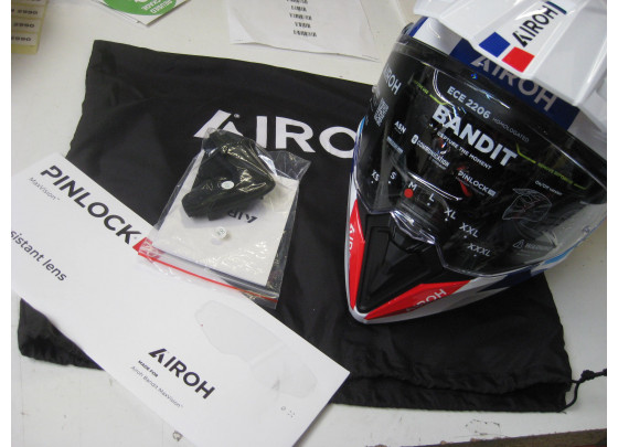 B-Ware: Airoh Bandit Horn Motorradhelm, Größe M, Weiß/Blau/Rot