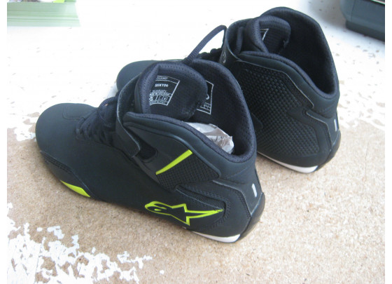 B-Ware: Stiefel Alpinestars Sektor, Größe 8,5, schwarz